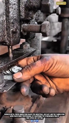 Worker Metal Press Innovation Makes Washer Job Easy Work