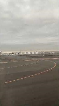 機内から撮影｜飛行機の離陸シーン【窓側ビュー・臨場感】