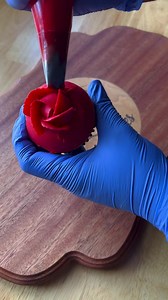 4.9K views · 369 reactions | Petal by petal!! 殺 | Lily Cakes | Facebook