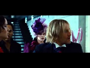 The Hunger Games - Katniss attacks Peeta 1080p