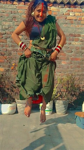 हारमोनियमतबला डांस #bhojpuri #ekmotahathighumechala #dance #lipsync #viral #viral #funny