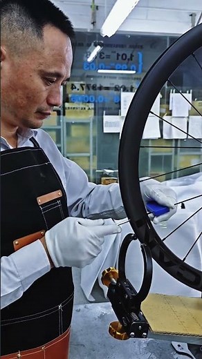 Alpha 40II Carbon Wheelset Weaving Step 7: Second Alignment (Fine-tuning)#icancycling #alpha40