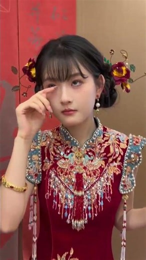 Beautiful Chinese Bride in Traditional Red Wedding Dress 😍 | New Chinese Bridal Look