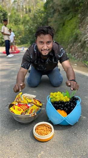 Duita Suto And Big Lunch Box vs Angur Unboxing Testing