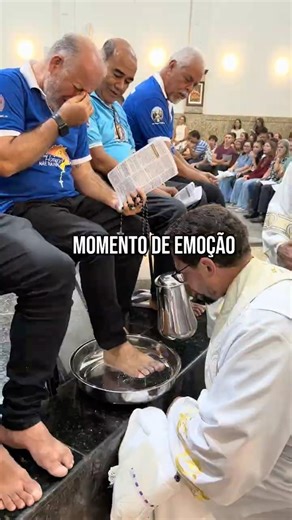 Missa de lava pés, servindo ao bom Deus, emocionante!! #fe #planaltinadf #semanasanta #perafaelcosta
