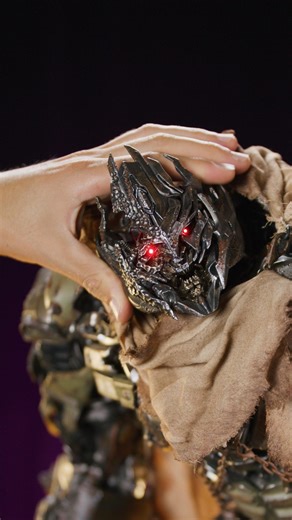 134K views · 5.9K reactions | There’s no deception as we build the Megatron Statue by Prime 1 Studio! https://side.show/o4ofc Prime 1 Studio #Transformers #Megatron #Decepticon #Statue #Spooktacular #DarkOfTheMoon | Sideshow Collectibles | Facebook