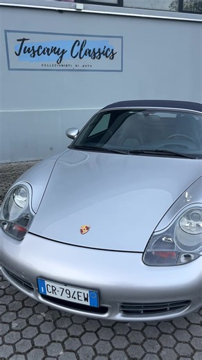 Porsche Boxster 3.2 S Manuale tuscanyclassics.it 📲 per informazioni e appuntamenti: Alessandro 39 339 2339723 Jonatha 39 338 6257585 Tuscany Classics Via Limitese 56 a Vinci (Firenze) #tuscanyclassics #supercars #italy #porsche #porscheboxster