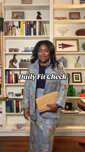 Floral Jacquard: The Must-Have Fabric for Spring Fashion