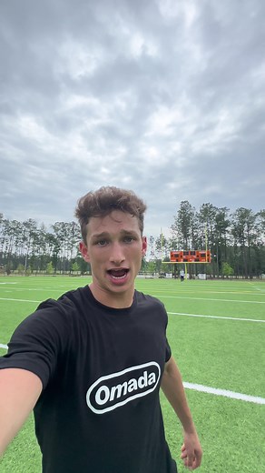 BEST 👄 ON THE INTERNET😤 thanks fellas! #trickshot #funny #catch #spo...