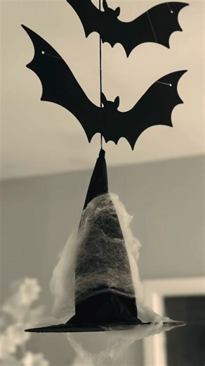 Halloween decor 2025 👻 | Lisa Pearl Matthews