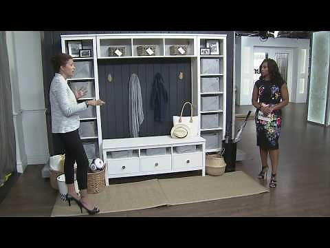 How to create a mudroom in a small space