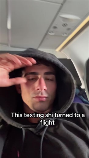 JasonCohen (@jasoncohenofficial)’s videos with sidewalks and skeletons goth - Trendformusic🤍🇲🇺