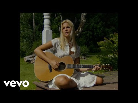 Bebe Stockwell - Minor Inconveniences (Acoustic Performance Video)