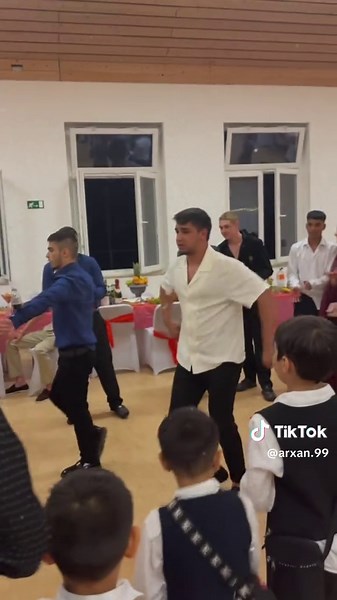 Explore the Charm of a Gypsy Wedding Ceremony