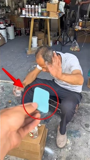 He Can Match Any Color by Eye… Except One 😳