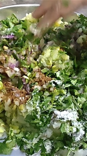 Aalu matar stepping for making paratha #food #recipe