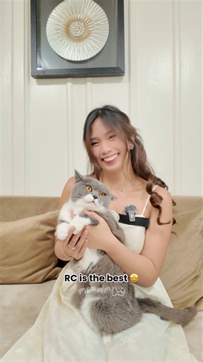 "They're not just happy, they're thriving! With Royal Canin, every cat gets exactly what they need!" Meowmily (@filliansmeowmily) can attest to that! 😺 Royal Canin has tailored diets fit to address your cat's unique sensitivities. Give them the care and nutrition they need for an amazing and worry-free life! Learn more about your cat's unique needs at: royalcanin.com/ph #RoyalCaninPH #DifferentCatsUniqueNeeds #FelineNutrition | Royal Canin
