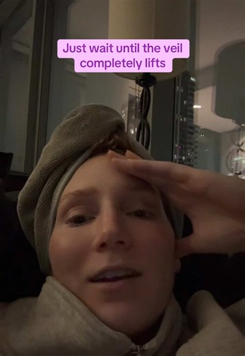 Wild time to be alive | lady on the plane who saw something