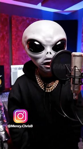 Alien Rappt - Was ist Passiert 🤷‍♂️ | #alien #rap #ai #shorts #deutschrap