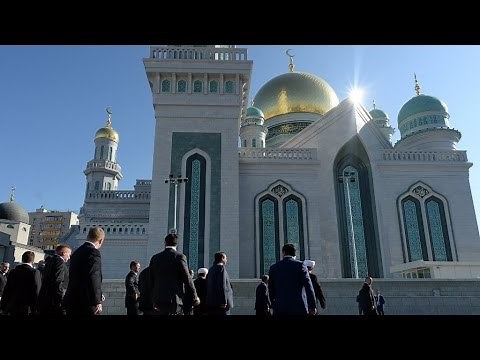 Russie : Vladimir Poutine inaugure la Grande Mosquée de Moscou