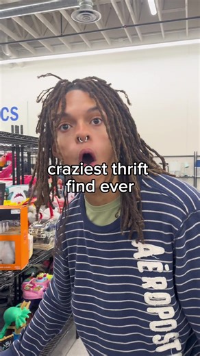 Ain’t no way bruh #thriftfinds #vegas #reselling #thriftstore #cactuscoinmachine