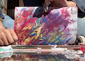 You and Your Kids Will Be Oddly Mesmerized by this Shaving Cream Art