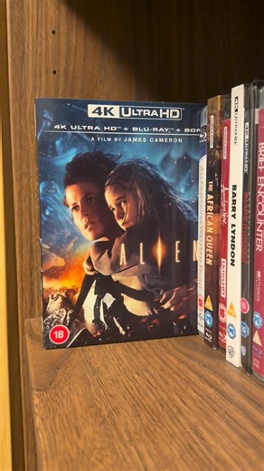 𝑅𝐸𝐸𝐿 𝒞𝐿𝒜𝒮𝒮𝐼𝒞 𝐹𝐼𝐿𝑀 𝑅𝐸𝒱𝐼𝐸𝒲𝒮 on Instagram: "Aliens (1986) 4K UHD, now added to the collection… 💿 Decades after surviving the Nostromo incident, Ellen Ripley is sent out to re-establish contact with a terraforming colony but finds herself battling the Alien Queen and her offspring. :: #aliens #4kuhd #moviecollection #jamescameron #physicalmedia"