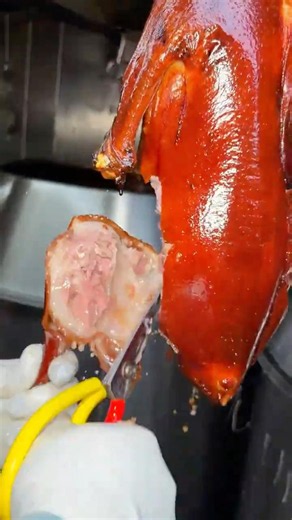 Crispy Cantonese Roast Goose 🦢 Skin So Crunchy It SNAPS! | Home Kitchen China
