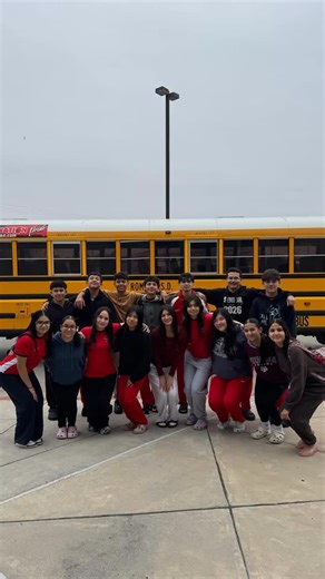 🏊‍♂️🔥 Harlingen Splash Bash Recap! 🔥🏊‍♀️ Huge shoutout to the Roma High School Mighty Gladiator Swim Team on an amazing showing at the Harlingen Splash Bash Meet! Every single swimmer showed up, competed hard, and delivered strong performances across the board. The team walked away achieving many personal best times and some of the best racing we’ve seen all season. Your hard work, early mornings, and focus are paying off — and it showed in the water. Super proud of the effort, the team ener