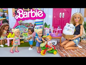 Barbie Doll Family Morning Yard Sale and Evening Camping Routine