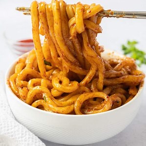 Garlic Chili Oil Noodles