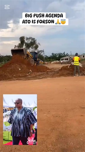 CONSTRUCTION UPDATE 👷🚧📌 Big push update on Ajumako road, ongoing Construction. #AbanPapaAba #news #jm #fyp