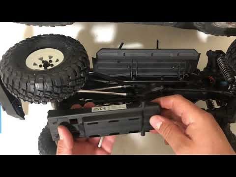 Traxxas TRX 4 Removing and Installing Battery Tray LCG by Bow House Visual comparison