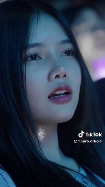 Giá như thời gian quay lại, anh vẫn còn tin em. Chắc không buồn như bây giờ,còn yêu nhưng chẳng đến được với nhau #MrSiro #NhacMrSiro #Sirocon #FanconcertMrSiro #nhachaymoingay #daydutnoidau