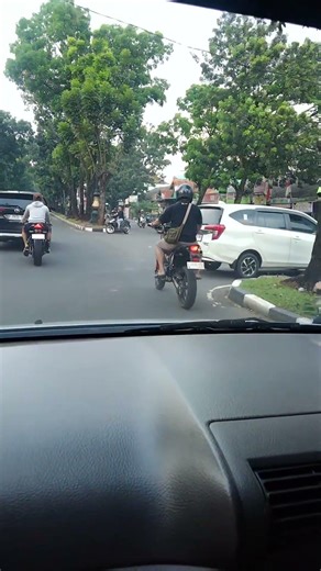 turn around using a manual car