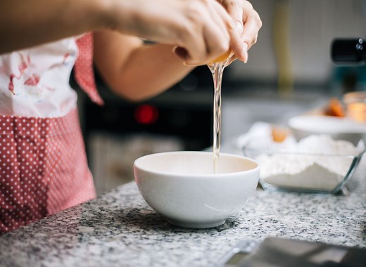 Are Egg Whites Healthy? Here's What Dietitians Say