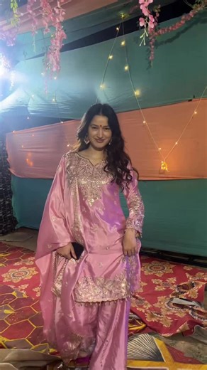 𝐀𝐧𝐜𝐡𝐚𝐥 𝐍𝐞𝐠𝐢 | 💓 | Instagram