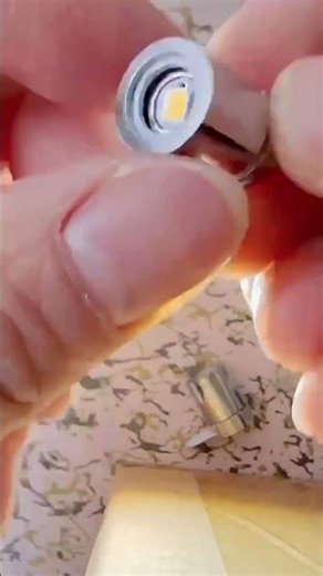 Mini lámpara Led, modelo de juguetes de luz pequeña para hacer