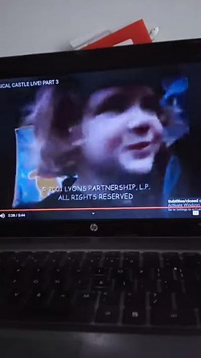 Closing to Barney musical castle 2001/2002 vhs