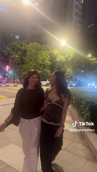 Outfit Ideas for a Night Out with Friends