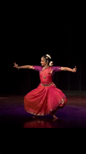 Dr. Ramya Suresh on Instagram: "The fun on trikala jathi! Tried out some new mandis. I have come a long way with this varnam. A long way to go. Thank you @indirakadambi Amma for this pataki varnam ✨ Varnam - Swamiye Karethaare - Amruthavarshini Venue - India Habitat Centre, New Delhi #dance #bharatanatyam #indianclassicaldance #dancer #solo #performance #varnam #amruthavarshini #delhi #delhidancers #habitat #indiahabitatcentre #jathi #trikala"