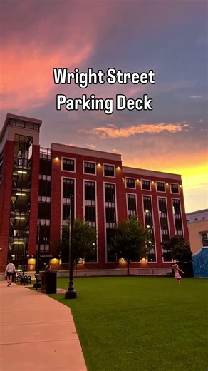 The front, the back & every level … perfect for parking in the heart of downtown Auburn. ❤️ 3️⃣5️⃣0️⃣ spaces are waiting for you at the Wright Street Parking Deck, 140 Wright St! 💰 $1/hour (capped at $15 a day), unless it’s a home gameday. Then it’s $40 for the day. Now with tap to pay! | City of Auburn, AL - City Government
