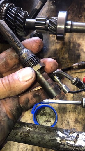 185 reactions · 8 comments | Una causa de falla del dpf en la ford transit . Una ves se tapa por la carbonilla deja de pulverizar petroleo al múltiple dejando una regeneración forzada al 30 % de su capacidad . Si a ti te a pasado y tienes una transit déjame Los comentarios para seguir publicando sobre la ford transit y sistemas dpf . | Home Service V región | Facebook