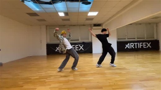 Aljoša Möderndorfer on Instagram: "M&M reunion ✨ 🎶 @artoftonesmusic Llorca- My precious thing (feat. Lady Bird)"