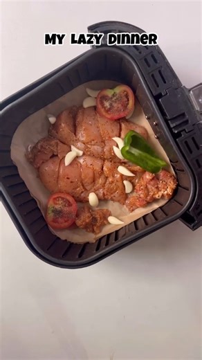 Haya Kshipra S | My Lazy Chicken Meal ✨ Step 1 - Marinate chicken breast with Piri piri powder, Garlic powder, chilli flakes, oregano, salt to taste.... | Instagram