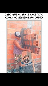 Creo que así no se hace 🤦 pero como nosé mejor no opino 🤷 . . . . #albañiles #humor #videosgraciosos #videos #viral #parati #foryou #fyp #memesrandomdjroger @seguidores | Memes Random Roger