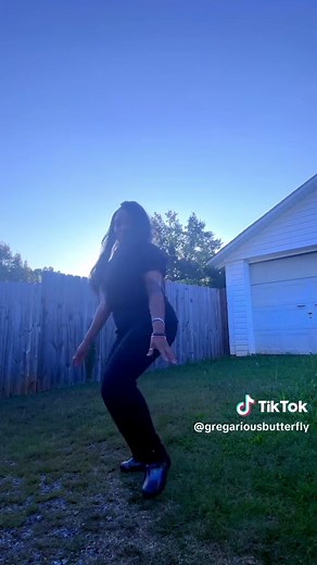 “Outside Tonight” line dance DC@Bre✨🔥 #socialbutterfly🦋 #linedance #midnightechoessoundz #dance #cookout