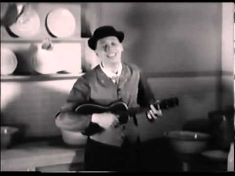 George Formby - Why Don't Women Like Me?