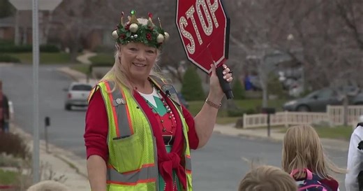 Beloved Centerville crossing guard retires after more than 30 years
