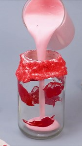 How to make strawberry ice cream smoothies